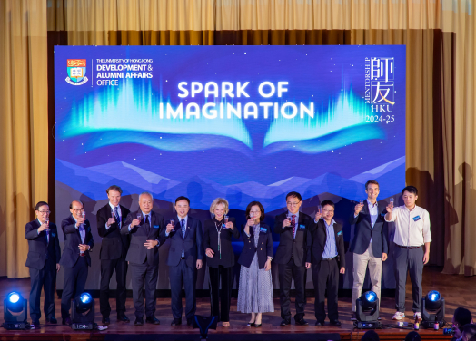 The President and Vice-Chancellor of HKU, Professor Xiang Zhang, Honorary Director of HKU Mentorship, Mrs Jill Gallie, Deans of Faculties, Dean of Student Affairs and supporting partners toasted for the kickoff of Mentorship 2024-25.
 